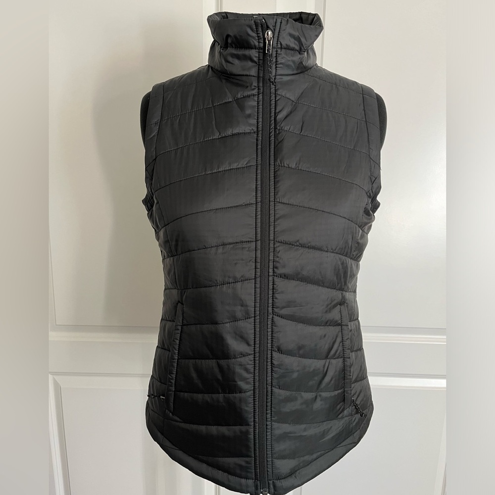 COLUMBIA lightweight puffer vest